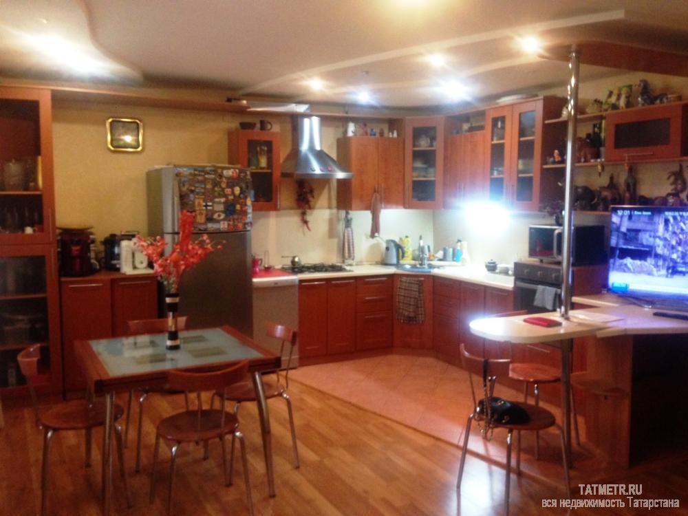 Продажа / Квартиры, Казань, Кулахметова улица, 6 299 000 Казань г, Московский, улица Кулахметова 17к4, 3 комн., общ. пл. 91 кв.м., жил.пл. 62 кв.м., комнаты 30/20/12, кухня... - 1