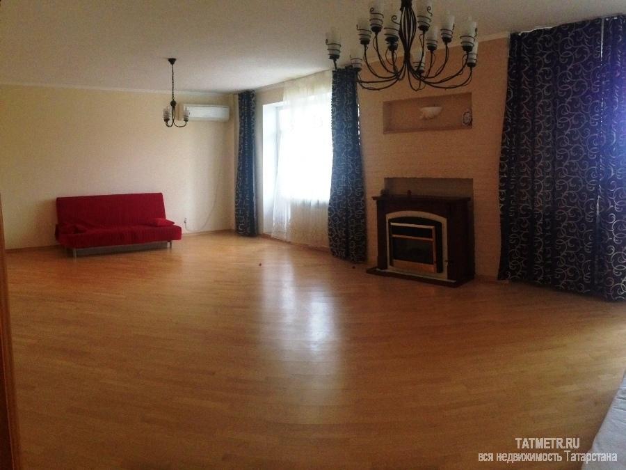 Продажа / Квартиры, Казань, Волкова улица, 15 390 000 Казань г, Вахитовский, улица Волкова 55, м. Площадь Тукая, 5 комн., общ. пл. 241 кв.м., жил.пл. 137.6 кв.м., комнаты... - 4