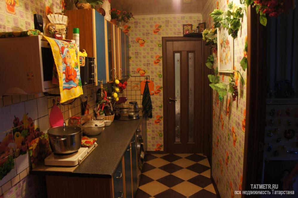 Продажа / Квартиры, Казань, Голубятникова улица, 2 350 000 Казань г, Ново-Савиновский, улица Голубятникова 16, 2 комн., общ. пл. 38 кв.м., жил.пл. 24.9 кв.м., комнаты... - 4