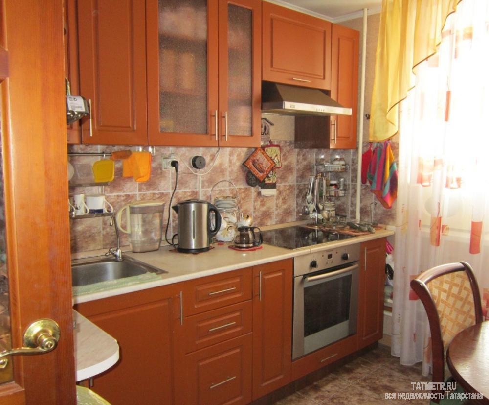 Продажа / Квартиры, Казань, Рихарда Зорге улица, 5 120 000 Очень ухоженная квартира с качественным ремонтом (стены, потолок, полы выровнены), сан.узел раздельный всё в плитке,... - 2