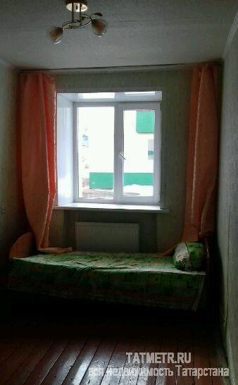 Продается 2-х комнатная квартира, солнечная , теплая квартира. В центре, рядом с домом школы, дет.сады, банк,... - 2
