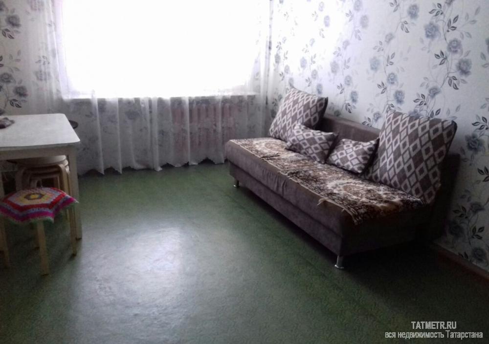 Аренда / Комнаты, Набережные Челны, Автозаводский проспект, 7 000 Сдается комната, зал в 2-ух комнатной квартире. Был капитальный ремонт. Вся мебель и техника новая. 7000 все...