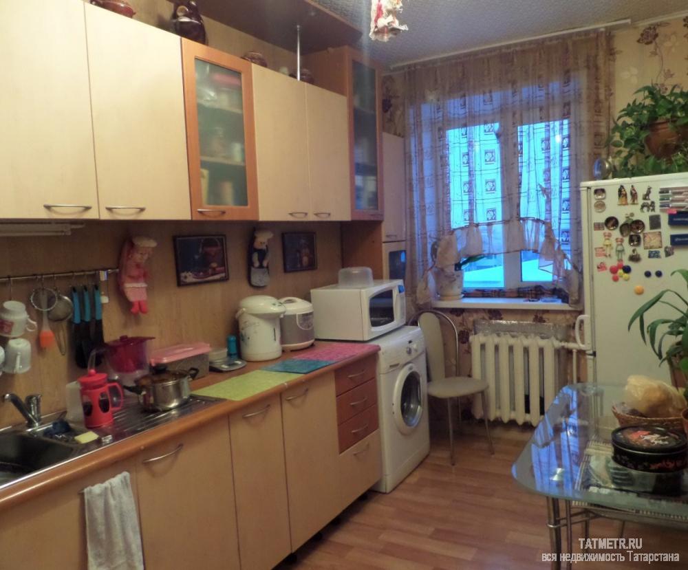 Продажа / Комнаты, Чистополь, Мира улица, 650 000 Продается приватизированная ОДНА комната, в 2-х комнатной квартире, район Мебельной, ул. Мира, площадь комнаты 22...