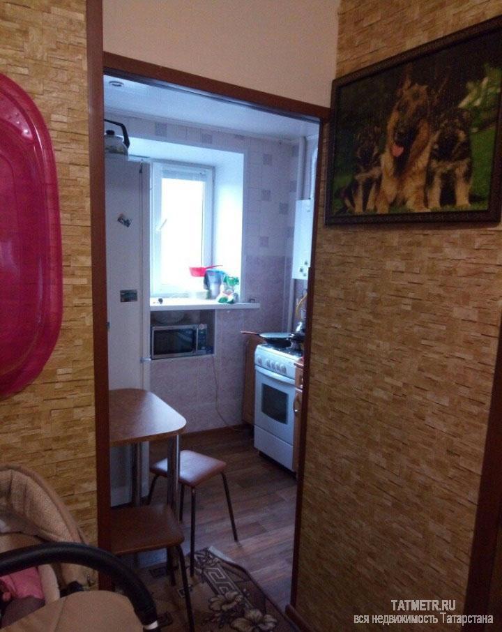 Продажа / Квартиры, Альметьевск, Гафиатуллина улица, 1 025 000 Продам квартиру малосемейного типа, сантехника новая, окна пластик, дверь гардиан. На полу стяжка ОСБ. В туалете на...