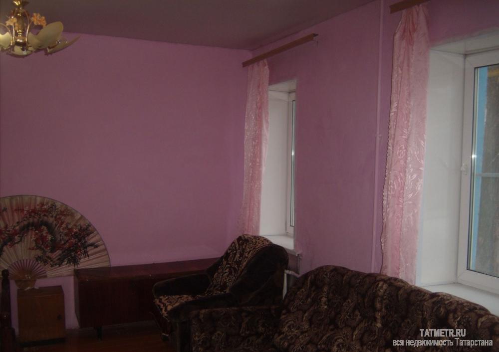 Продажа / Квартиры, Бугульма, Локомотивная улица, 590 000 Отдам большую однокомнатную квартиру в хорошие руки за умеренную плату. При желании можно сделать 2х комнатную,... - 2