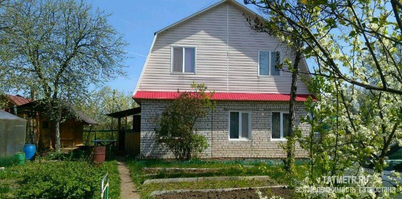 Продажа / Дачи, Казань, 1 200 000 Продаю дачу в районе Васильево, 774 км, с/о 'Фиалка' в 200 метрах от берега реки Волга. На участке есть баня, сарай,...