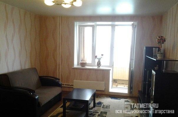 Продажа / Квартиры, Казань, Фатыха Амирхана улица, 3 550 000 Продаю однокомнатную (улучшенку) в кирпичном доме. Во всей квартире натяжные потолки, обои, линолеум. 52.2(19/15.3)... - 1