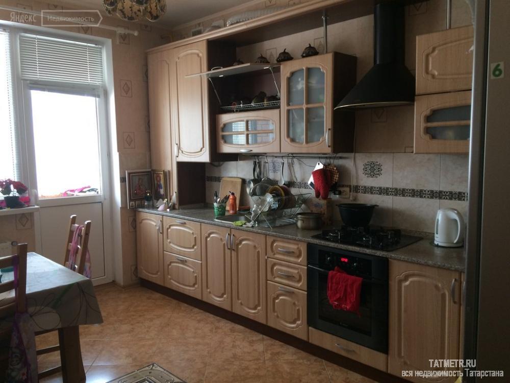 Продажа / Квартиры, Казань, Алтан улица, 4 350 000 Просторная двушка в малоквартирном доме, в элитном посёлке Алтан (в 2 минутах от ул. Габишева и ул Кул Гали). Высокие...