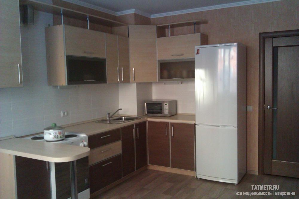 Продажа / Квартиры, Казань, Юлиуса Фучика улица, 3 570 000 1 квартира улучшенной планировки 2/16 кирпичного дома. МЕТРАЖ 50/19/16 лоджия 3 м застекленная, окна во...