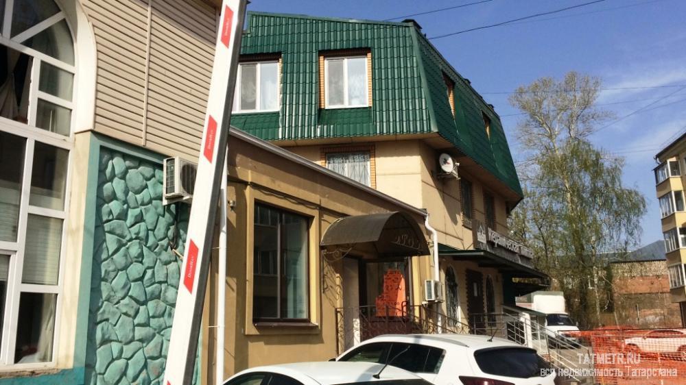 Коммерческая / Аренда / Торговые помещения, Казань, Габдуллы Тукая улица, 107 250 Аренда помещения в центре Казани. Адрес: улица Габдуллы Тукая, 57 Площадь: 143 кв.м. Ставка в мес.: 750 р./кв.м.... - 2