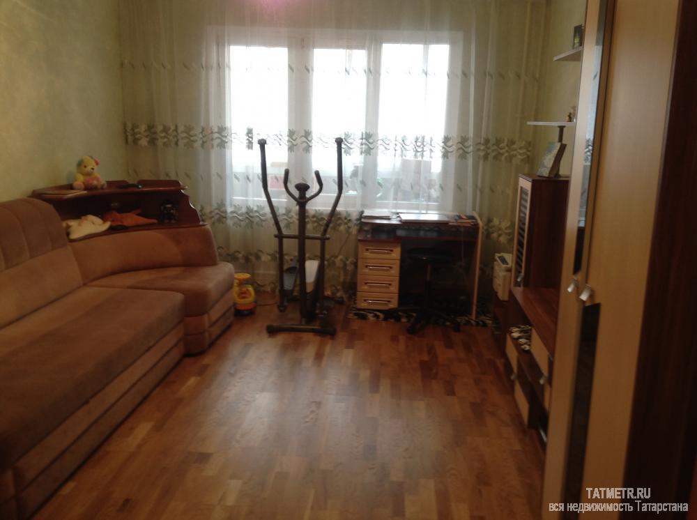 Продажа / Квартиры, Осиново, Гайсина улица, 3 560 000 с. Осиново, ул. Гайсина, 3. 3-комн. улучшенка, 1/10-эт. панельного дома, 78,9/48/13,3. В квартире новый ремонт (на... - 4
