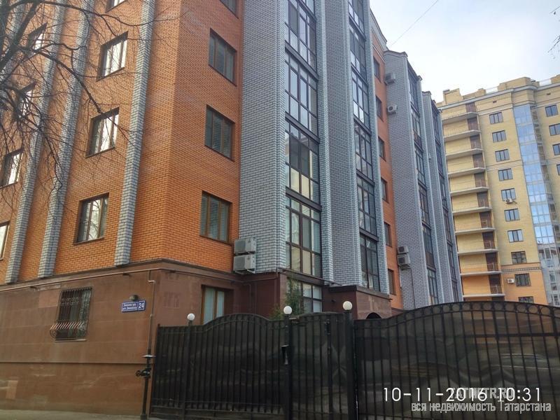 Продажа / Квартиры, Казань, Зинина улица, 11 000 000 Зинина, 24 Двухкомнатная «улучшенка», 5/7 кирпичного дома, 103/46,7/17,3. Комнаты 23,3+23,4 кв.м., 2 лоджии, из...