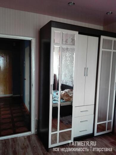 Продажа / Квартиры, Казань, Хибинская улица, 2 500 000 п. Залесный, ул. Хибинская, 18. 2-комн. индивид. проект, 6/9-эт. кирп. дома, 47,1/27,2/8,1. Косметический новый... - 2