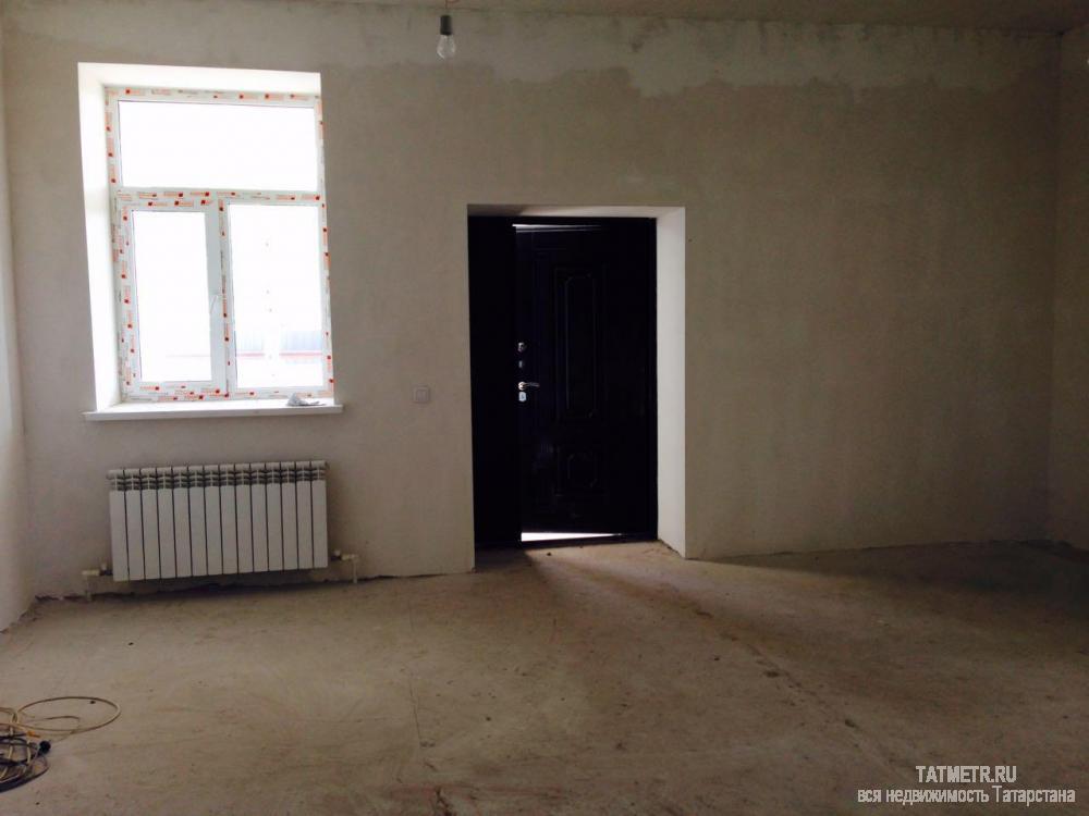 Продажа / Дома и коттеджи, Казань, Гузель улица, 5 800 000 п. Залесный-2, ул. Гузель. Жилой дом с земельным участком в живописном месте. Дом кирпичный, новый, 2-этажный... - 3