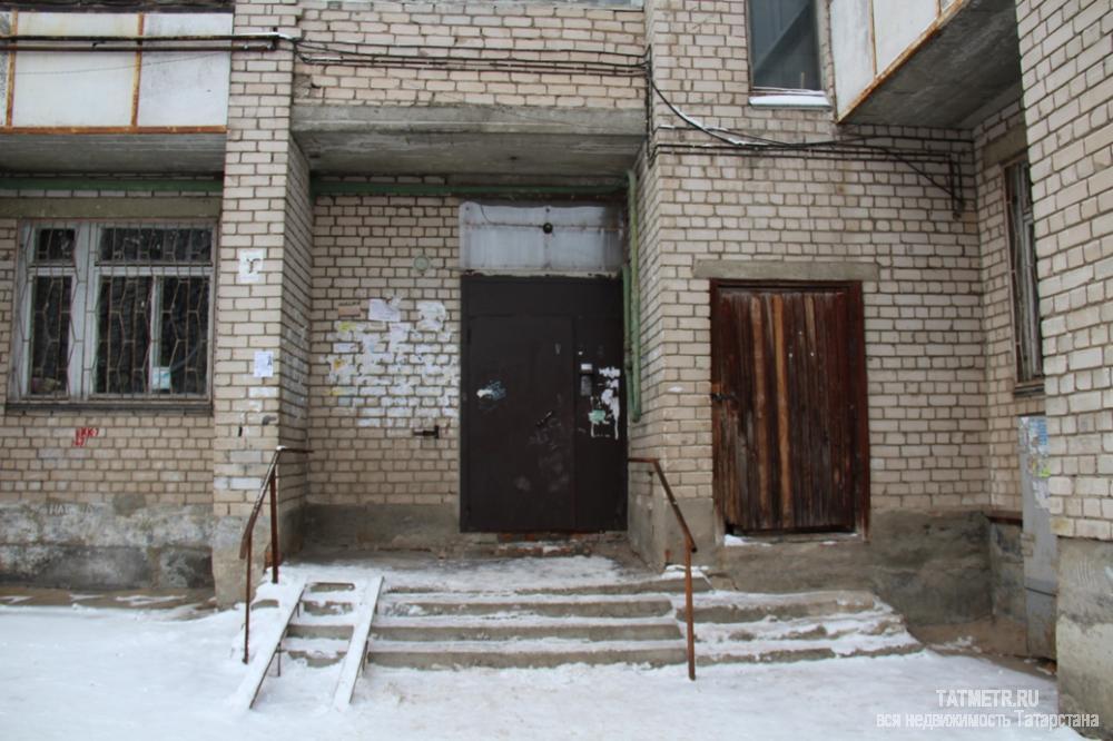 Продажа / Комнаты, Казань, Ильича улица, 688 000 Агентство Недвижимости ИЗУМРУД приглашает к просмотру: Уютная теплая комната на среднем этаже с современным... - 16