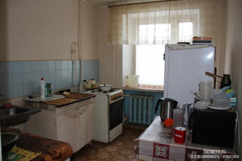Продажа / Комнаты, Казань, Ильича улица, 688 000 Агентство Недвижимости ИЗУМРУД приглашает к просмотру: Уютная теплая комната на среднем этаже с современным... - 8