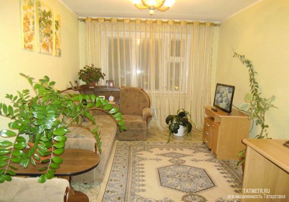 Продажа / Квартиры, Елабуга, Хирурга Нечаева улица, 2 700 000 Продаю 4-комн. квартиру в г.Елабуга, в 4м микрорайоне ,которая подходит для любой семьи. В квартире 3 спальни и зал -...