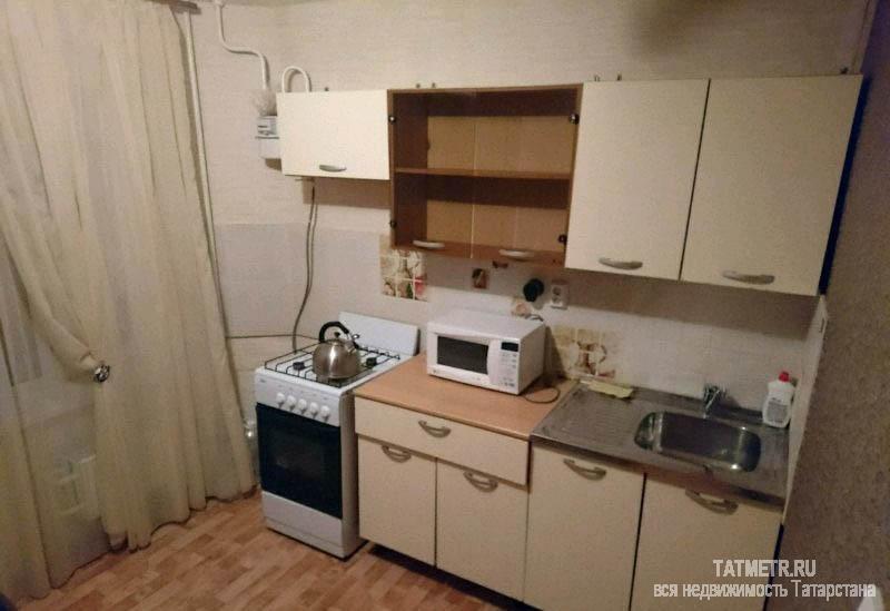 Аренда / Квартиры, Казань, Магистральная улица, 16 000 В пешей доступности ТЦ МЕГА, сдам уютную однокомнатную квартиру на длительный срок. В квартире сделан косметический... - 2