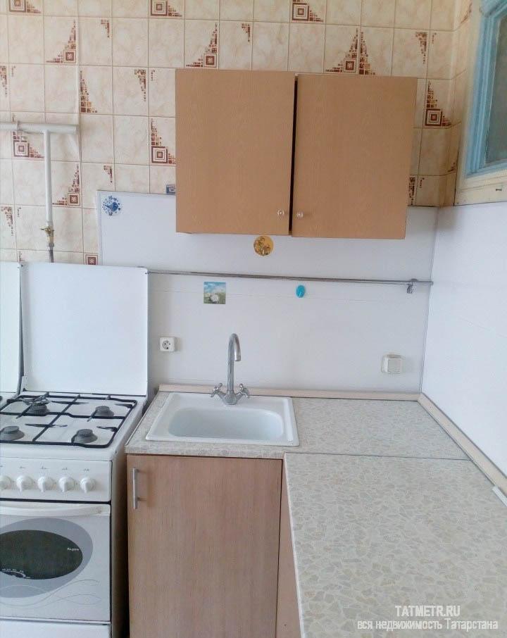 Аренда / Комнаты, Зеленодольск, Норкина улица, 7 000 Сдам комнату в центре города. Магазины, рынок, автовокзал, школа и садик в шаговой доступности. Рядом городское... - 3