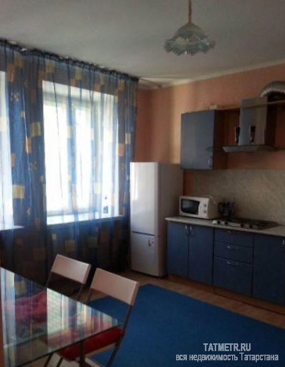 Аренда / Квартиры, Казань, Аделя Кутуя улица, 1 200 Сдам однокомнатную квартиру с евроремонтом на ЧАС НОЧЬ СУТКИ. Имеется все для Вашего удобства: всегда чистая постель... - 1