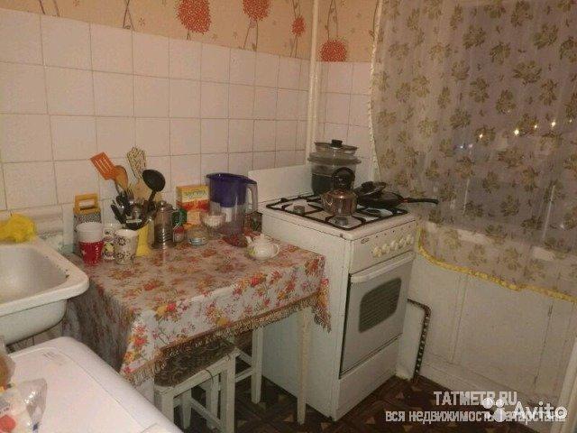Продажа / Квартиры, Казань, Максимова улица, 1 620 000 Чистая однокомнатная квартира, в хорошем состоянии, чистый подъезд, отличное месторасположение, комната 11,5 кв.м.,... - 4