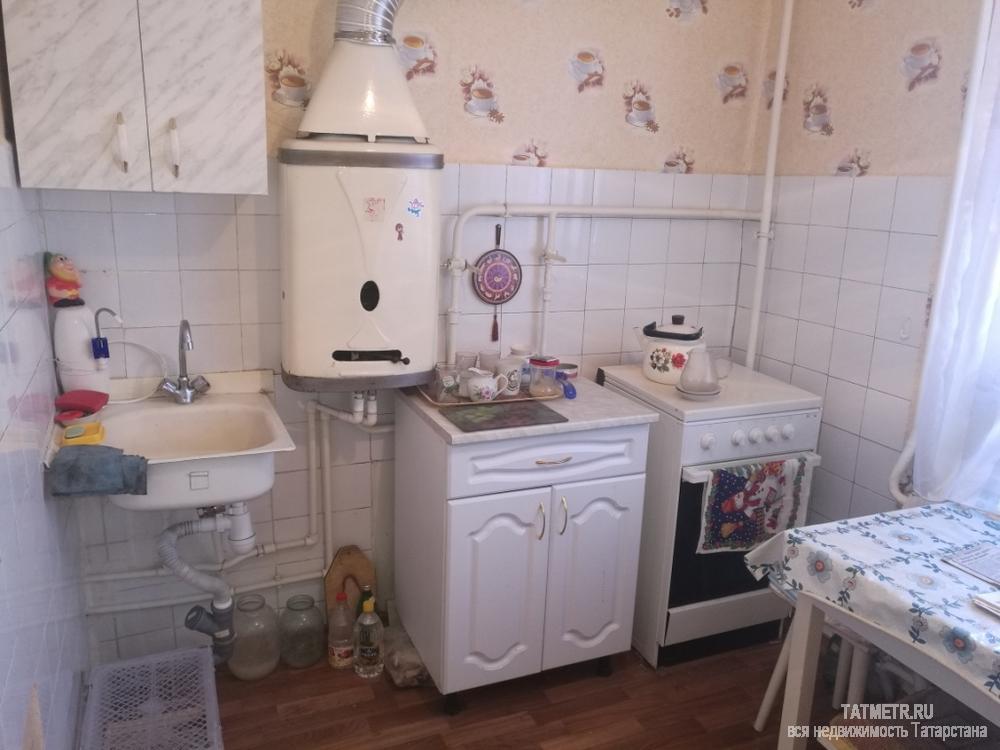 Продажа / Квартиры, Казань, Хусаина Мавлютова улица, 2 700 000 Московский проект с раздельными комнатами, отличное состояние, чистый подъезд, широкие проемы 3 квартиры на этаже,...