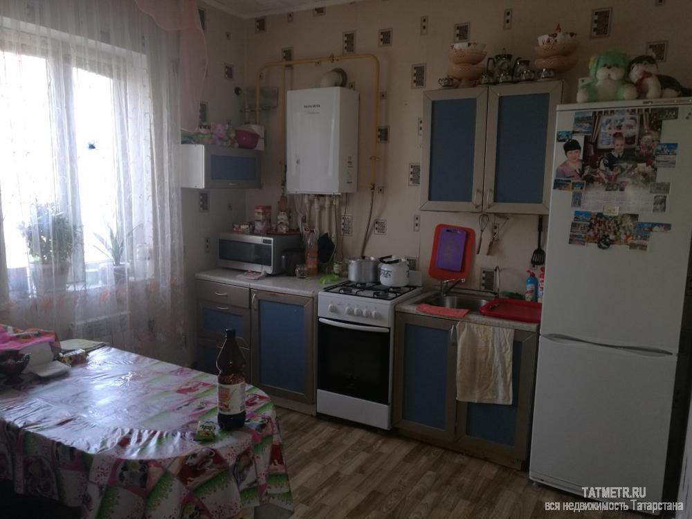 Продажа / Дома и коттеджи, Казань, Малахитовая улица, 2 700 000 Возможна ипотека!!! Продаётся 2-х уровневая квартира в танхаусе, площадью 65 кв.м и земельным участком 2,7 сот!... - 1