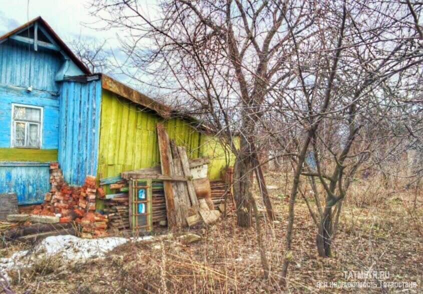 Продажа / Дачи, Казань, Таежная улица, 1 300 000 Продается участок с не капитальными строениями маленькая банька и домик. С объектом права: Дом, назначение: жилое....