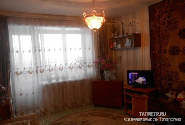 Продажа / Квартиры, Нижнекамск, Гагарина улица, 1 500 000 Продаю 2-х квартиру. Имеется 6-ти метровый балкон-застекленный, в квартире пластиковые окна, комнаты большие и...
