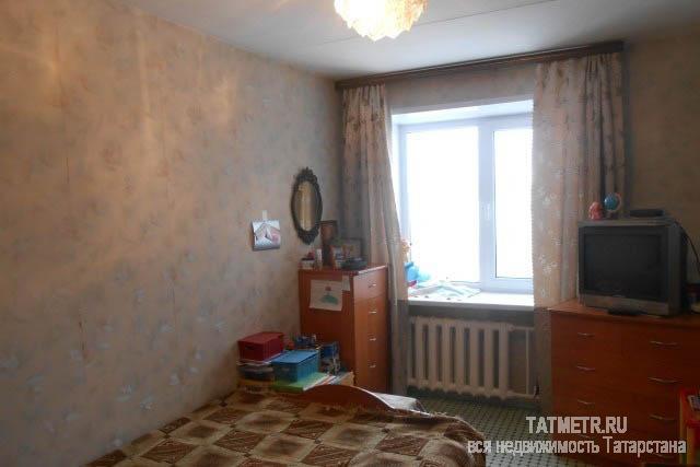 Продажа / Квартиры, Нижнекамск, Гагарина улица, 1 500 000 Продаю 2-х квартиру. Имеется 6-ти метровый балкон-застекленный, в квартире пластиковые окна, комнаты большие и... - 2