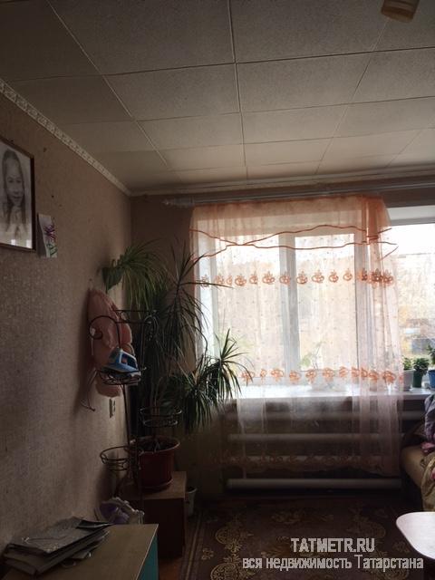 Малосемейка площадью 30 кв.м., новая газовая колонка, окна пластиковые, входная дверь гардиан, не угловая. Состояние...