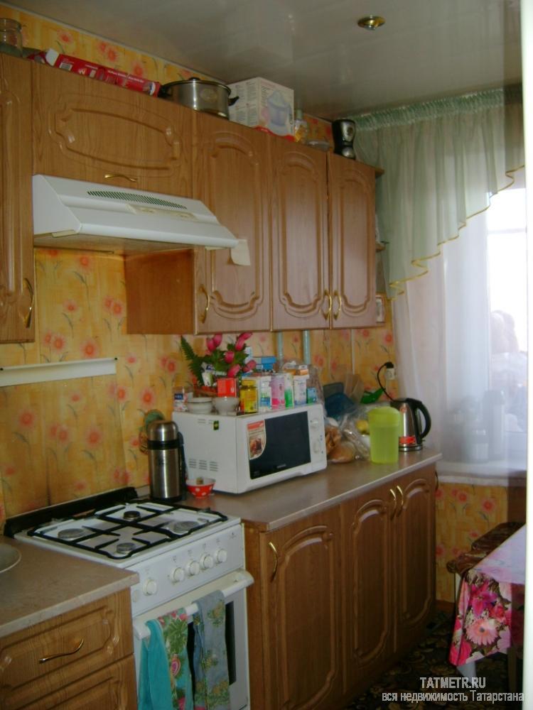 Продажа / Квартиры, Зеленодольск, Комарова улица, 2 599 000 Отличная трехкомнатная квартира ленинградского проекта в г. Зеленодольск. Квартира просторная, светлая, тёплая, не... - 3