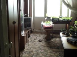 Продается хорошая, светлая квартира в пгт. Нижние Вязовые....