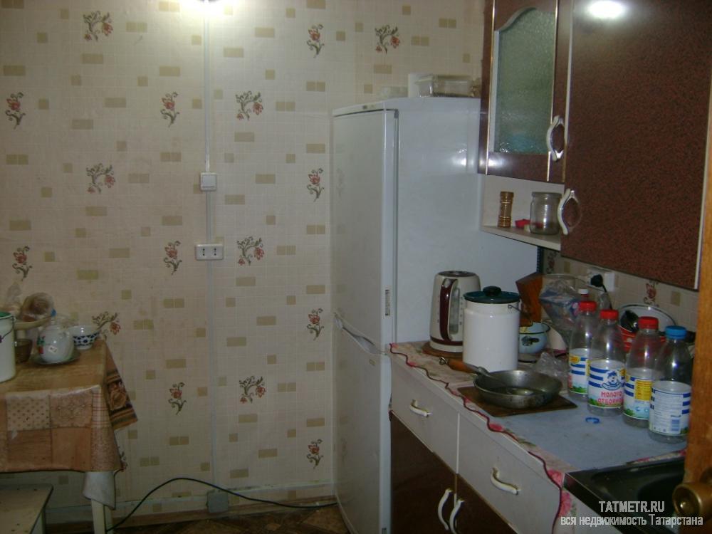 Продажа / Комнаты, Зеленодольск, Комарова улица, 520 000 Хорошая, прямоугольная комната в г. Зеленодольск. В комнате косметический ремонт, заменена вся проводка, установлены... - 1