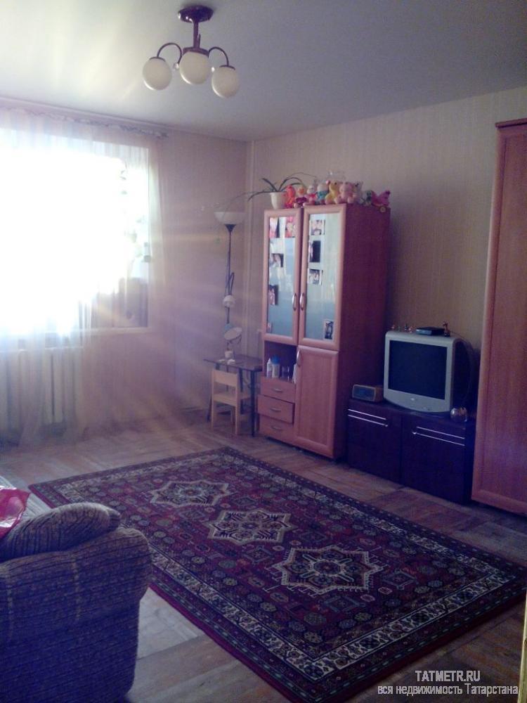 Продажа / Квартиры, Волжск, Орджоникидзе улица, 950 000 Продается хорошая квартира в г. Волжск. Просторная кухня, из кухни имеется выход на застекленную лоджию (пластиковый...