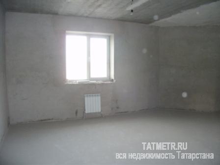 Продажа / Квартиры, Зеленодольск, Чкалова улица, 3 069 000 Квартира свободной планировки в г. Зеленодольск, в черновой отделке. Очень просторные комнаты, высокие потолки,... - 2