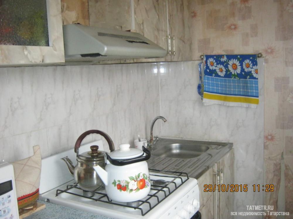 Продажа / Квартиры, Зеленодольск, Комарова улица, 1 350 000 Хорошая квартира в центре мкр. Мирный, г. Зеленодольска. Квартира светлая, солнечная, уютная, в комнате имеется... - 4