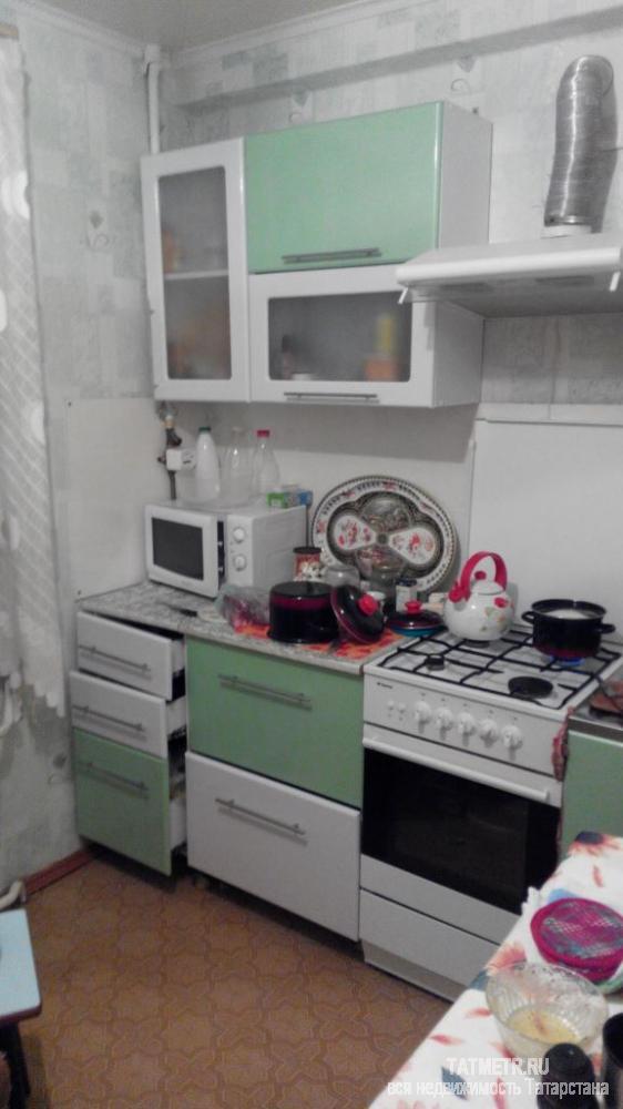 Продажа / Квартиры, Волжск, Шестакова улица, 1 510 000 Продается хорошая квартира в городе Волжске, с хорошим ремонтом. Большие, светлые комнаты. Просторная прихожая. С/у... - 3