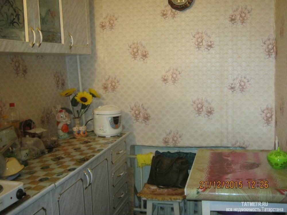 Продажа / Комнаты, Зеленодольск, Чкалова улица, 780 000 Хорошая комната в центре г. Зеленодольск. Комната большая, светлая, уютная, разделена на две зоны (кухня, зал).... - 2
