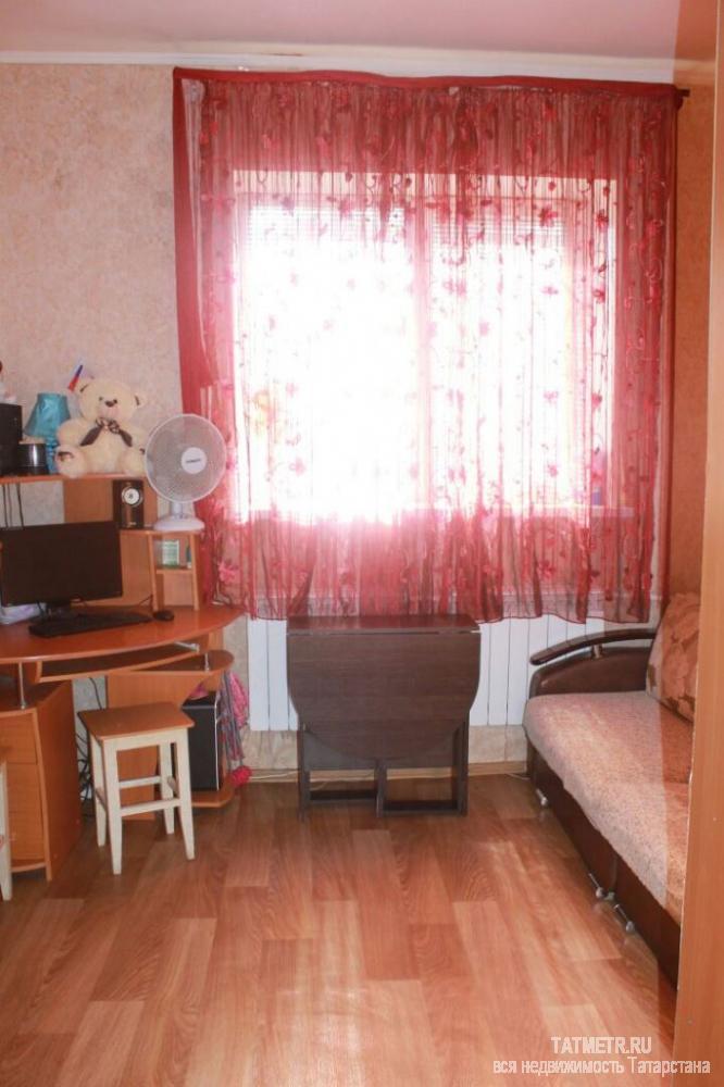 Продажа / Квартиры, Зеленодольск, Заикина улица, 800 000 Отличная гостинка в городе Зеленодольске. Квартира светлая, теплая. Сделан хороший ремонт. Окно - стеклопакет. С/у в...
