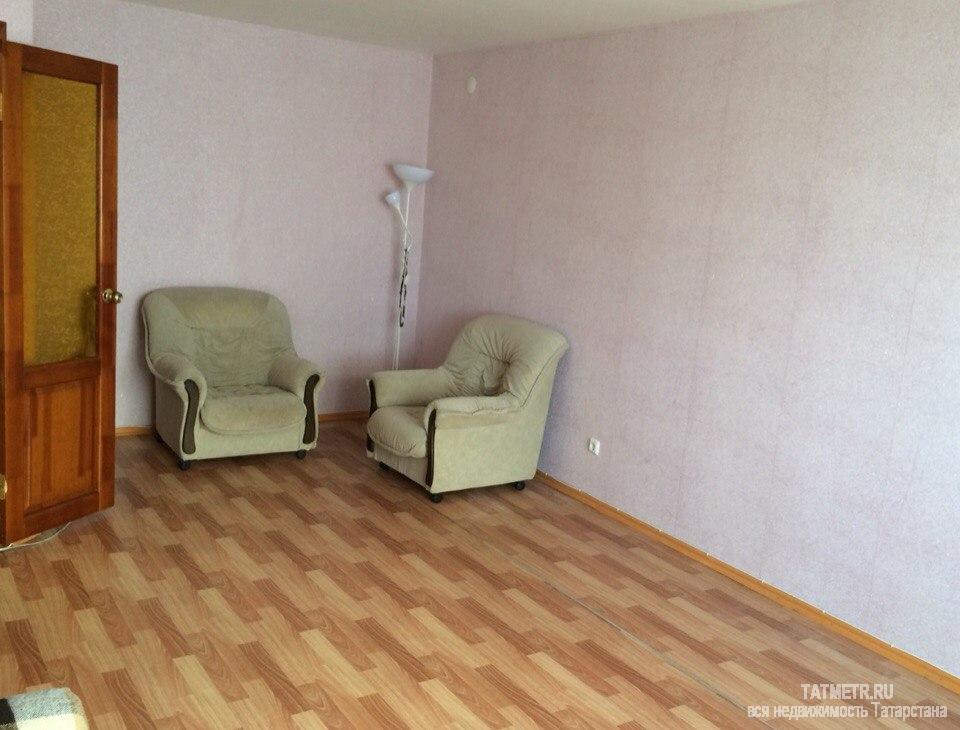 Продажа / Квартиры, Зеленодольск, Карла Маркса улица, 2 090 000 Хорошая квартира в г. Зеленодольск. Квартира в чистовой отделке, с индивидуальным отоплением. Лоджия застеклена,... - 2