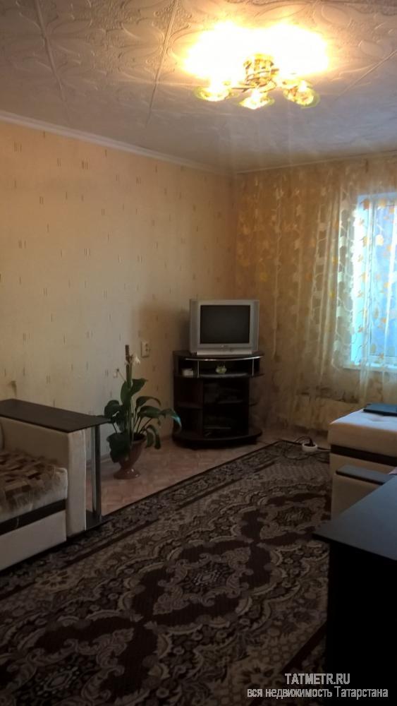 Продажа / Квартиры, Зеленодольск, Комарова улица, 2 100 000 Отличная квартира в г. Зеленодольск. Квартира большая, светлая, в хорошем состоянии. Санузел совмещенный, в...