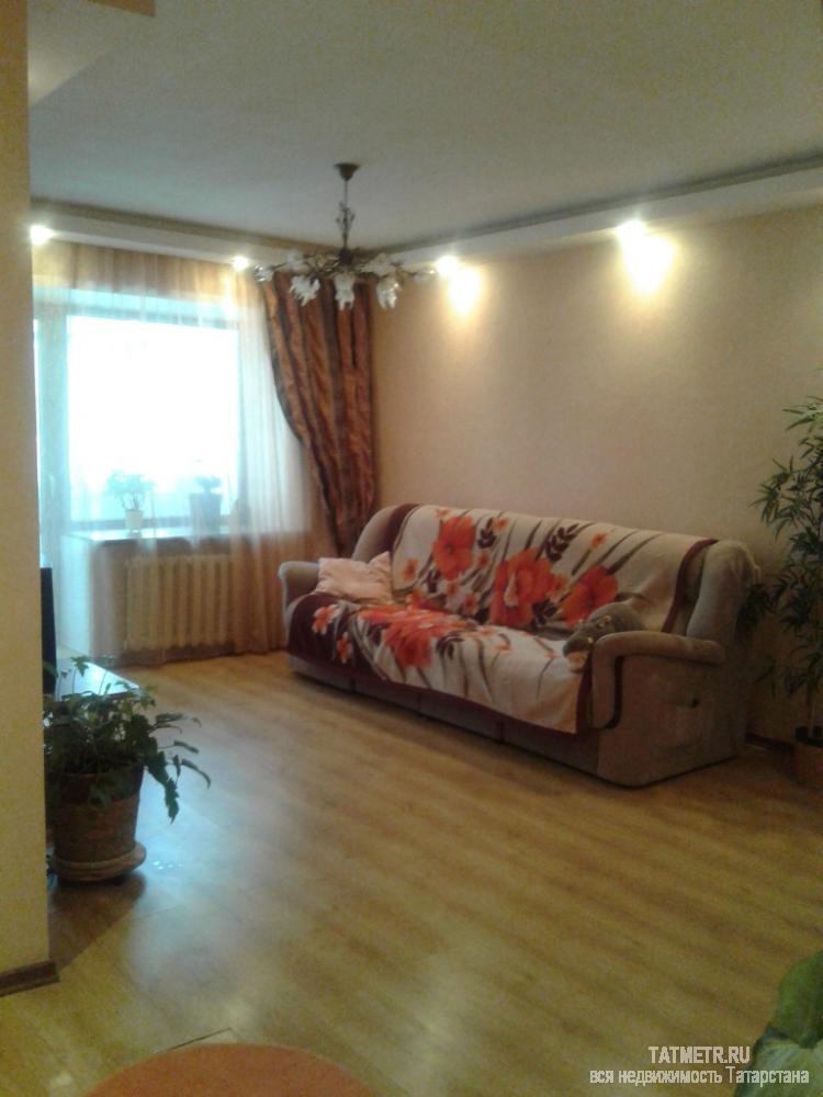 Отличная квартира с индивидуальным отоплением в г. Зеленодольск. Квартира в отличном состоянии, с хорошим ремонтом....