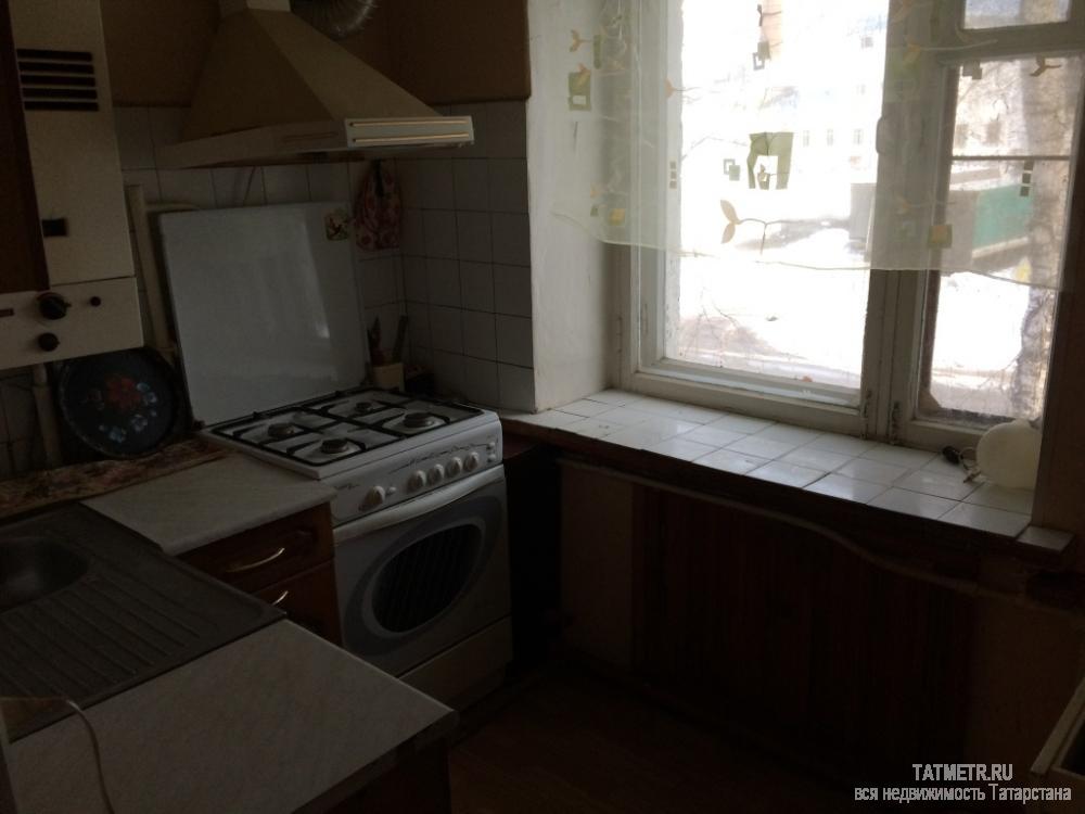 Аренда / Квартиры, Зеленодольск, Паратская улица, 8 500 Хорошая квартира в г. Зеленодольск. В квартире: два дивана, стенка, холодильник, кухонный гарнитур. Рядом школа,...