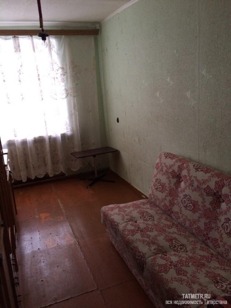Аренда / Квартиры, Зеленодольск, Паратская улица, 8 500 Хорошая квартира в г. Зеленодольск. В квартире: два дивана, стенка, холодильник, кухонный гарнитур. Рядом школа,... - 1