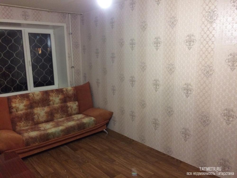 Продажа / Квартиры, Зеленодольск, Паратская улица, 1 200 000 Хорошая квартира в спокойном районе г. Зеленодольске. В комнате сделан ремон. На полу линолиум. Установлены...