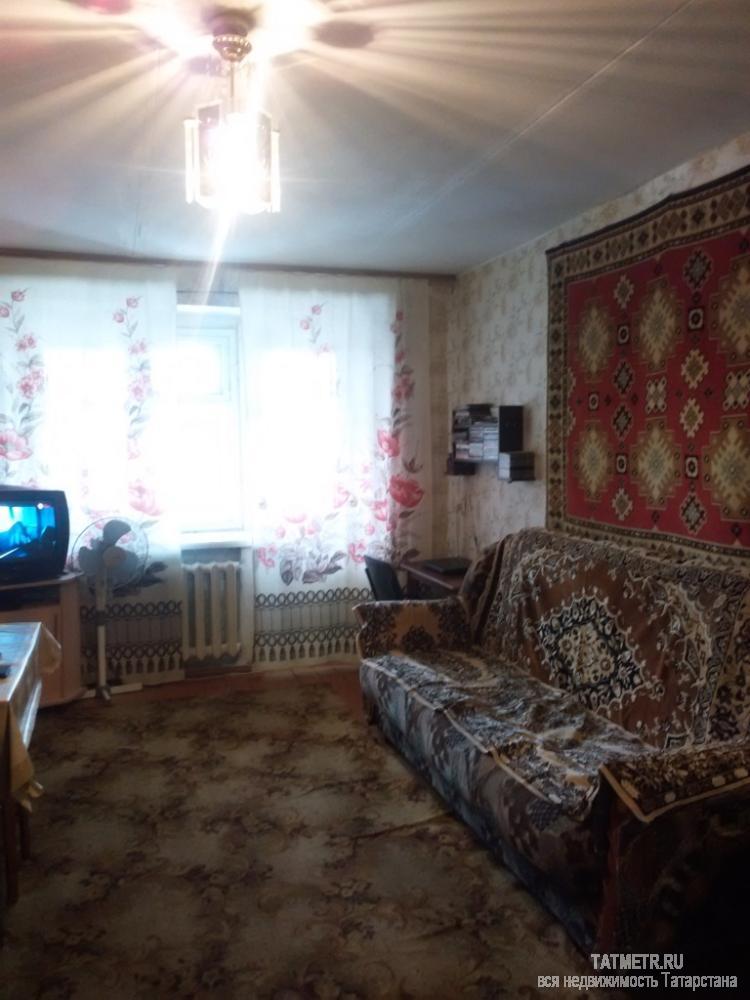 Продажа / Квартиры, Зеленодольск, Энгельса улица, 1 650 000 Хорошая квартира в самом центре города Зеленодольск. Квартира светлая, уютная. Комнаты смотрят на разные стороны. С/у...