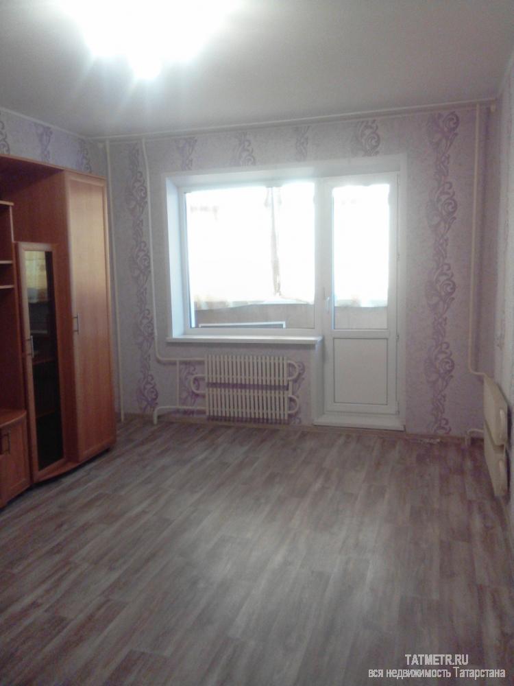 Продажа / Квартиры, Зеленодольск, Комарова улица, 1 660 000 Замечательная однокомнатная квартира в отличном районе в г. Зеленодольск. Комната просторная, светлая, уютная, в...