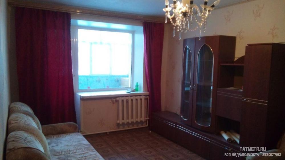 Продажа / Квартиры, Зеленодольск, Паратская улица, 1 300 000 Отличная квартира в г. Зеленодольск. Квартира большая, светлая, уютная, окна выходят на солнечную сторону; комната с...
