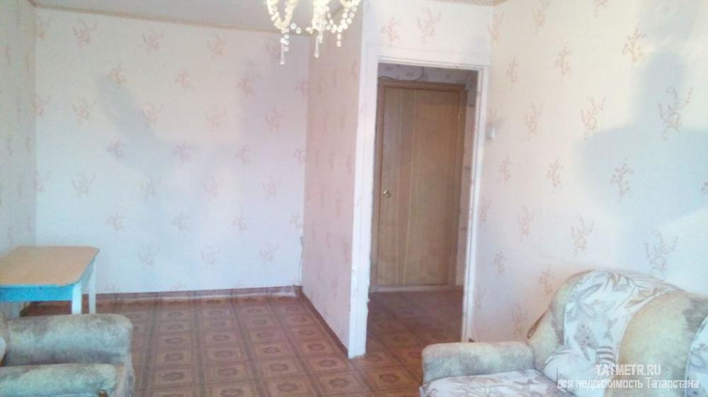 Продажа / Квартиры, Зеленодольск, Паратская улица, 1 300 000 Отличная квартира в г. Зеленодольск. Квартира большая, светлая, уютная, окна выходят на солнечную сторону; комната с... - 1